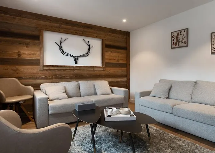 Renove 88m2 Au Centre De 1850 - 8 Pers, Parking, Balcon, Wifi - Fr-1-631-146 דירה